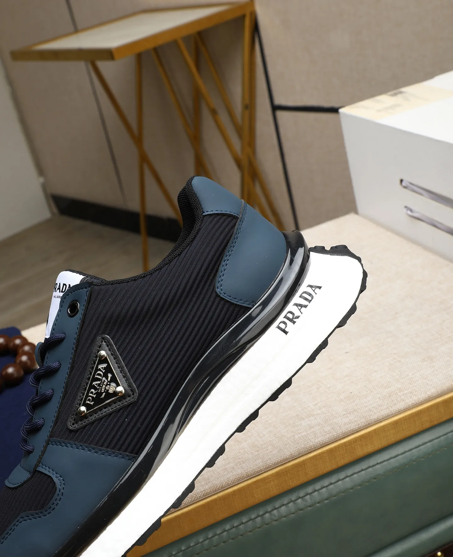 Men's shoes💰460🌹🌹[PRADA—Prada] latest model🙈original replica! 👟👟👟Available here. The workmanship is top-notch. The upper is made of Italian 🇮🇹Imported calfskin. ❗️Breathable genuine leather lining @Suitable for travel. The original version has an enlarged engraved sole, making it suitable for all kinds of travels, showing low-key luxury. Let quality speak for itself. Color: Size: 38-44